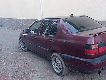 avalon 2017: Volkswagen Vento: 1993 г., Механика, Седан — 7