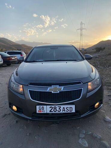 продаю дом на колесах: Chevrolet Cruze: 2011 г., 1.6 л, Механика, Бензин, Седан