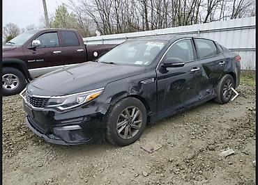 бампе: Kia Optima: 2020 г., Автомат, Бензин, Седан — 2