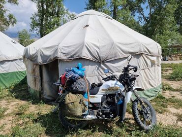 электроскутер купить в бишкеке: Классический мотоцикл Suzuki, 200 куб. см, Бензин, Взрослый, Б/у