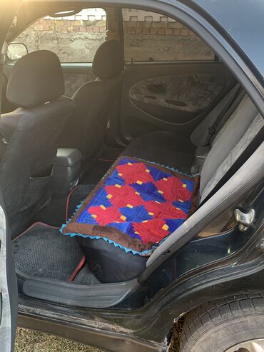 Mitsubishi: Mitsubishi Carisma: 1998 г., 1.6 л, Механика, Бензин — 6