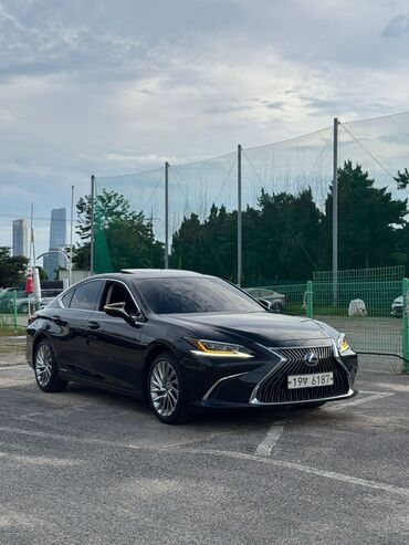 в рассрочку машину: Lexus ES: 2019 г., 2.5 л, Автомат, Гибрид, Седан