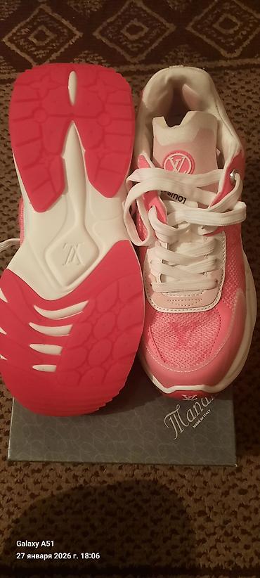 Кроссовки и спортивная обувь: Кроссовки, 38, Louis Vuitton, Новый, цвет - Розовый — 10