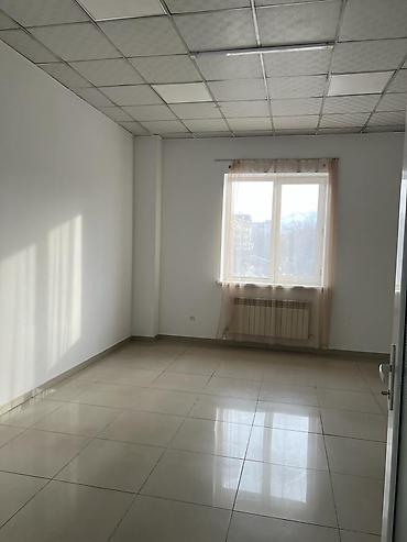 Аренда офисов: Аренда офисов, 750 м², 1 линия — 5