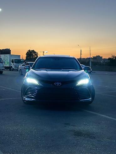 corolla 2016: Toyota Camry: 2022 г., 2.5 л, Вариатор, Гибрид, Седан — 2