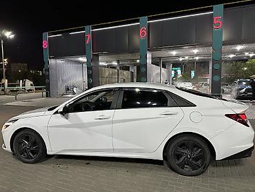 byd e6: Hyundai Elantra: 2021 г., 1.6 л, Автомат, Гибрид — 4