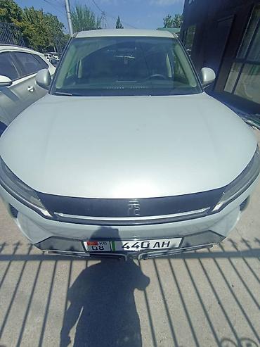 byd e1: BYD Yuan Up: 2025 г., Автомат, Электромобиль, Кроссовер — 1
