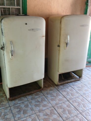 чип трекер в бишкеке цена: Винтажные холодильники с одной дверцей (2 шт.) - Стальной корпус в