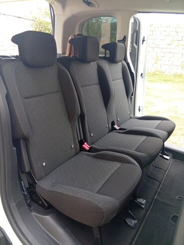 Peugeot: Peugeot : 1.5 l | 2023 il 55000 km Van/Minivan — 11