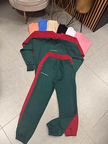 Kompleti: ✨ 𝑲𝒍𝒆𝒐𝒑𝒂𝒕𝒓𝒂 𝑺𝒕𝒚𝒍𝒆 ✨ ⚜️ Univerzalna velicina ⚜️ Komplet trenerka — 8