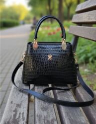 Torbe: Torbe
Cena:2700 din na lalafo.rs — 16 Torbe: Torbe
Cena:2700 din — 16