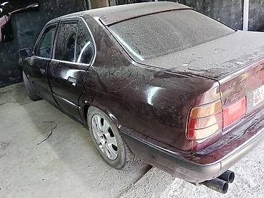 молдинг на е34: BMW 5 series: 1992 г., Механика, Седан — 5