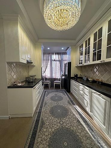Продажа квартир: 4 комнаты, 156 м², Элитка, 7 этаж, Евроремонт at lalafo.kg — 13 Продажа квартир: 4 комнаты, 156 м², Элитка, 7 этаж, Евроремонт — 13