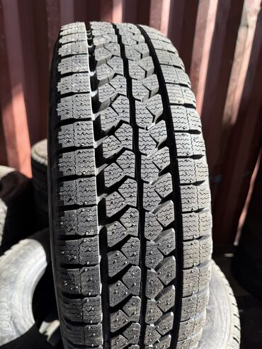 Шины: Шины 205 / 70 / R 16, Зима, Б/у, Комплект, Грузовики/Автобусы, Япония, Bridgestone — 8