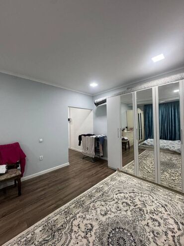 срочная продажа квартир в бишкеке без посредников: 1 комната, 52 м², Элитка, 8 этаж, Евроремонт
