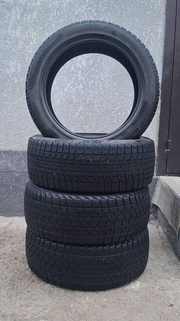 Шины: Продаются Комплект шин Есть два размеры Blizzak 235/60 r17 Blizzak — 5