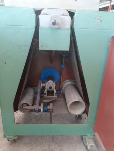 Električne polirke: Šmirgl mašina 1603 🛠️ Marka: Europa 🏷️ Širina valjaka: 200 mm 📏 — 2