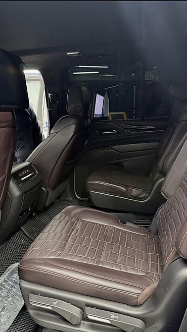 escalade: Cadillac Escalade: 2021 г., 6.2 л, Автомат, Бензин, Внедорожник — 6