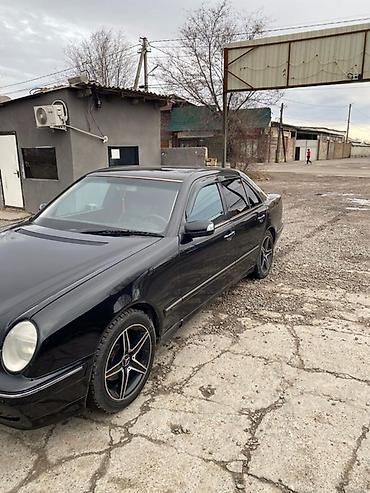 Mercedes-Benz: Mercedes-Benz E-Class: 2000 г., Седан — 4