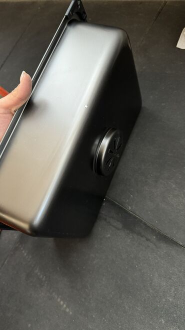 Кухонные мойки: Продается новая мойка! Цена:15000 сом! Качество 100 из 100 Метал — 14