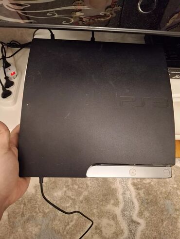 mağaza oyun dəsti: Playstation 3 Slim 160GB yaddaşı var.Amerikadan gəlmə konsoldu,heçbir