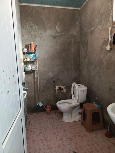 Həyət evləri və villaların satışı: Maştağa qəs. 4 otaqlı, 110 kv. m, Kredit yoxdur, Orta təmir — 6