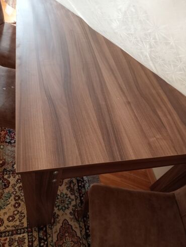 medovıy spas qiyməti: Qonaq otağı üçün, İşlənmiş, Açılmayan, Kvadrat masa, 4 stul