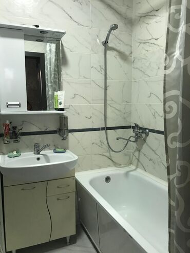 Долгосрочная аренда квартир: 3 комнаты, Собственник, Без подселения, С мебелью полностью — 8