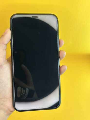 Apple iPhone: IPhone Xr, Б/у, 64 ГБ, Черный, Защитное стекло, Чехол, В рассрочку — 7