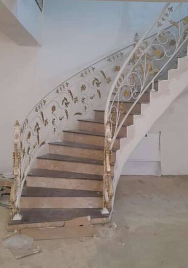 Balkon məhəccərləri: Balkon məhəccəri, Dəmir — 28