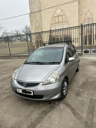 Honda: Honda Fit: 2006 г., 1.3 л, Вариатор, Газ, Хэтчбэк