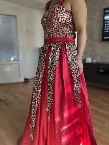 h m haljina: M (EU 38), bоја - Crvena, Večernji, maturski, Na bretele