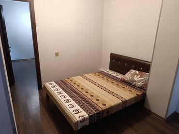 Uzunmüddətli kirayə mənzillər: Hezi Aslanov metrosunun 200 metr yaxinliginda,5 mertebeli binanin 5 — 8