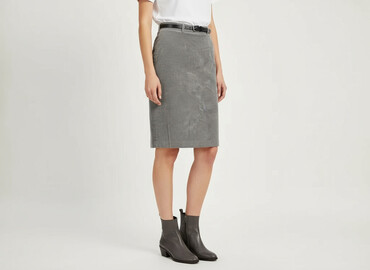 spódnice pikowane: Women`s skirt, size S