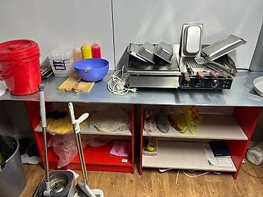 Другое оборудование для фастфудов: Профессиональное оборудование для точки фастфуда/гриль-зоны Состав: - — 1