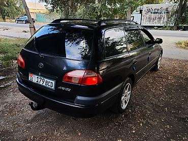 Унаа сатуу: Toyota Avensis: 2003 г., 1.8 л, Кол менен иштөөчү, Бензин, Универсал — 3