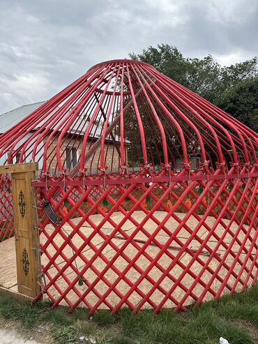 Аренда юрт: Аренда юрты, Каркас Деревянный, 75 баш, Стол, Посуда, Стулья — 2