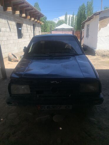 Volkswagen: Volkswagen Jetta: 1987 г., 1.8 л, Механика, Бензин