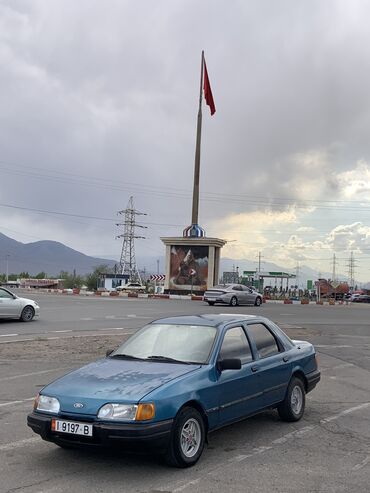 Ford: Ford Sierra: 1989 г., 2 л, Механика, Бензин, Седан