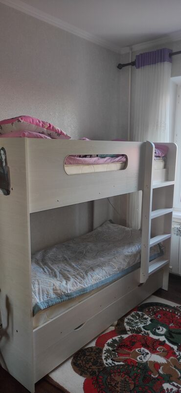 мягкая мебель турция: Продаю 2х ярусную кровать состояние как новое,с матрасами Лина