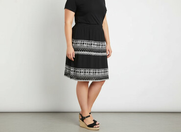 spódnice duże rozmiary sklep internetowy: Women`s skirt, size 4XL