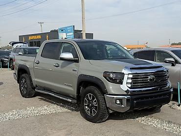 Сдаю Toyota Sequoia, Посуточно, Без водителя