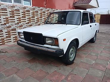 masin ucun breloklar: VAZ 2107, ağ rəng, sedan kuzov. Klassik arxa ötürücülü platforma və — 7