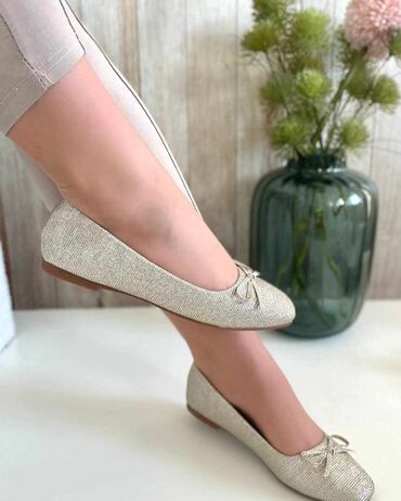 spicaste baletanke: Ballet shoes