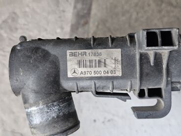 Радиаторы: Радиатор охлаждения двигателя Mercedes-Benz Atеgo, 2002г.в. Оригинал — 6