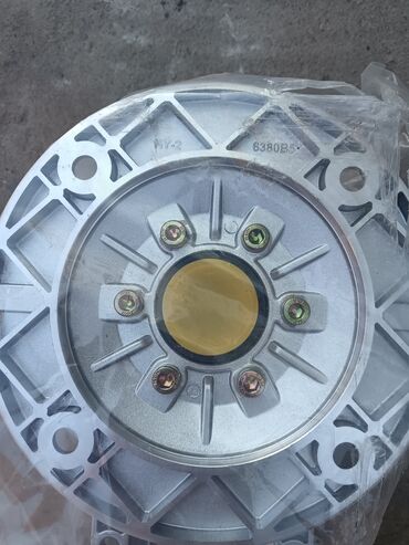 Другое оборудование для бизнеса: Червячный редуктор — 6