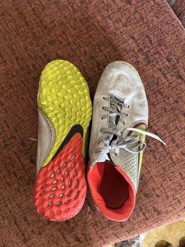брезент для палатки: Футбольные сороконожки Nike Tiempo (TF)