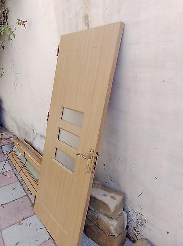 piknik seti: MDF qapı – şüşəli dizayn - Material: açıq palıd rəngli MDF üzlüklü — 2
