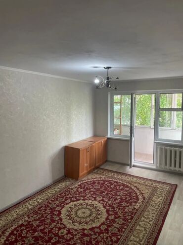 продажа 4х комнатных квартир: 2 бөлмө, 43 кв. м, 3 кабат, Косметикалык ремонт