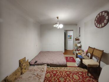 Dzhannat D. Sheishen: 2 комнаты, 46 м², Индивидуалка, 5 этаж, Старый ремонт
